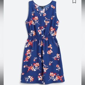 Trisha Split Neck Dress